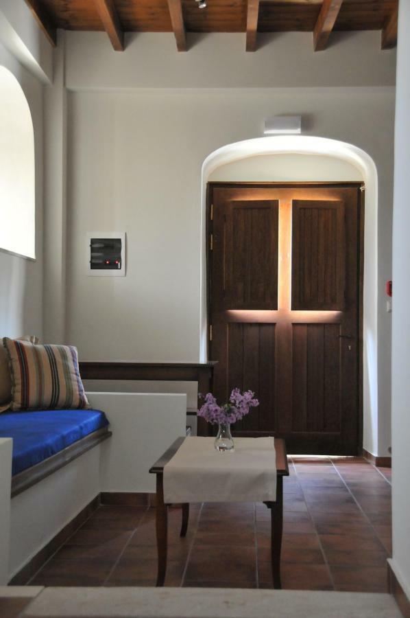 Aparthotel Ilakia Tholon Exteriér fotografie